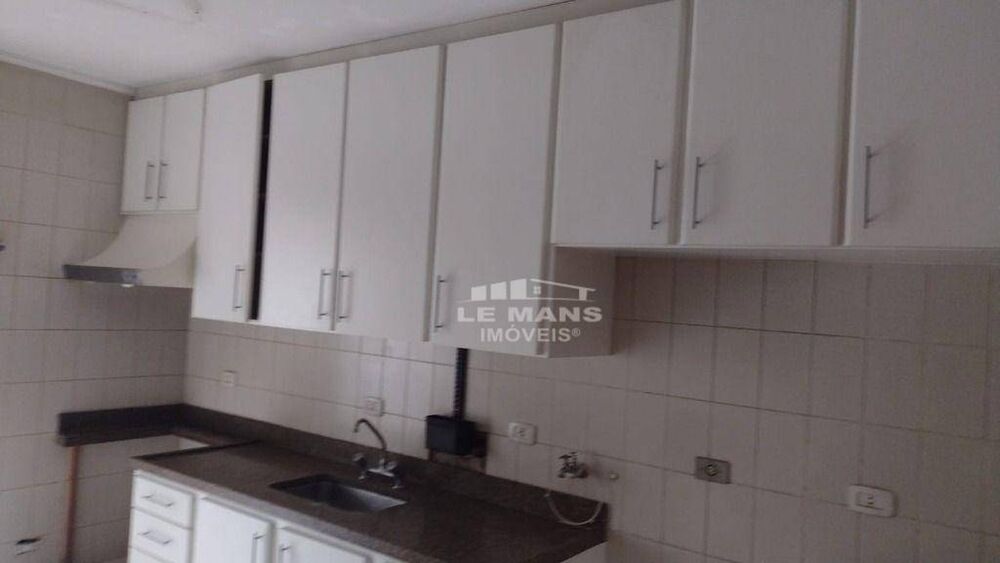 Apartamento à venda com 3 quartos, 84m² - Foto 4