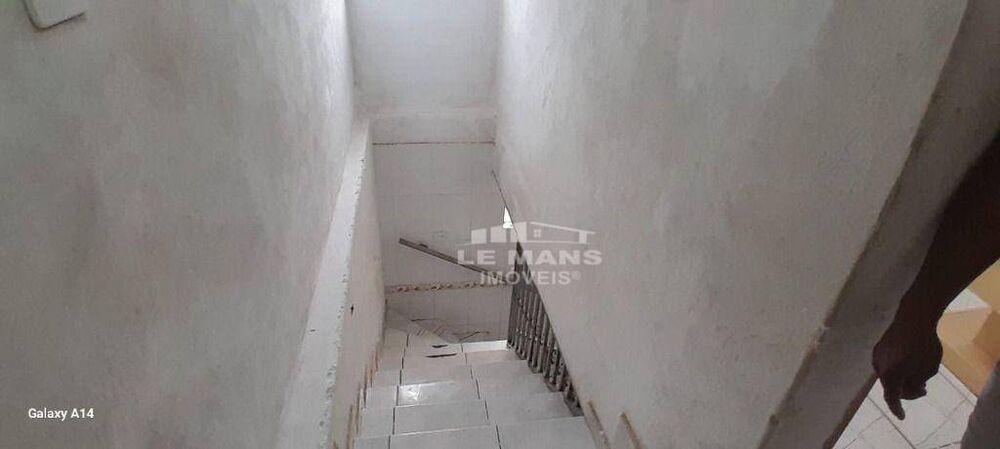 Casa à venda com 3 quartos, 63m² - Foto 4