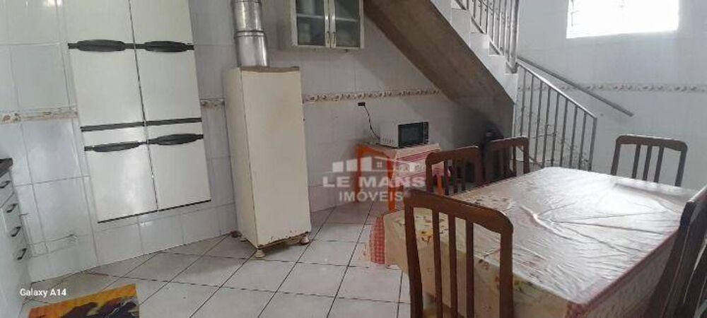 Casa à venda com 3 quartos, 63m² - Foto 3
