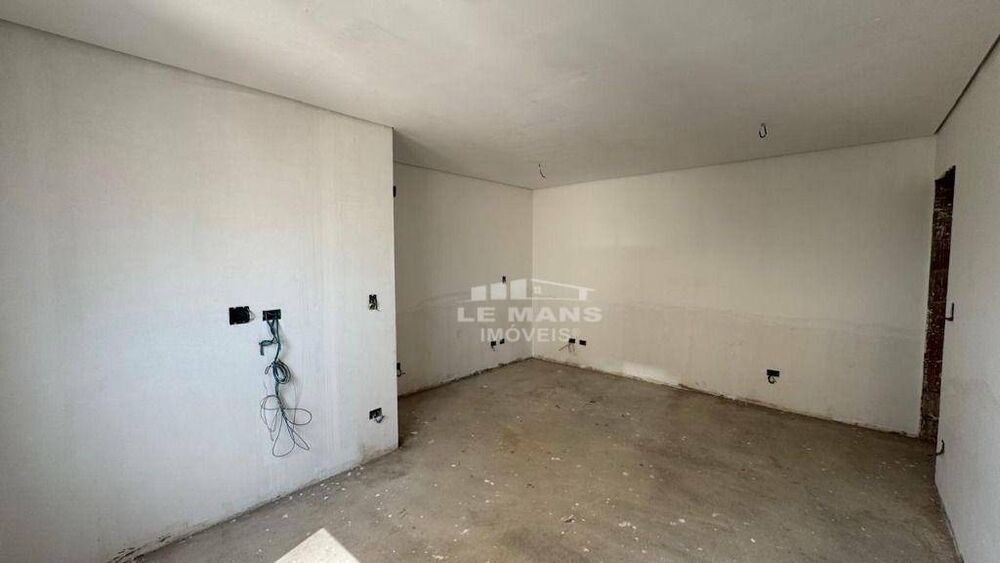 Apartamento à venda com 3 quartos, 164m² - Foto 9