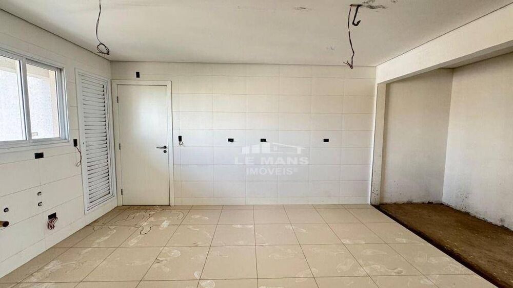 Apartamento à venda com 3 quartos, 164m² - Foto 5