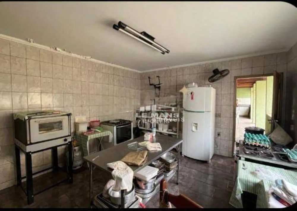 Casa, 3 quartos, 286 m² - Foto 4