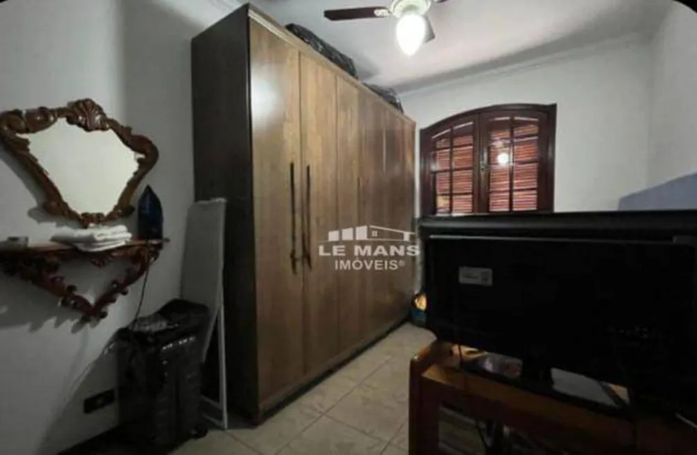 Casa, 3 quartos, 286 m² - Foto 1