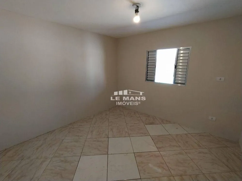 Chácara, 3 quartos, 1054 m² - Foto 2