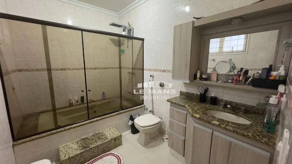 Casa, 3 quartos, 230 m² - Foto 4