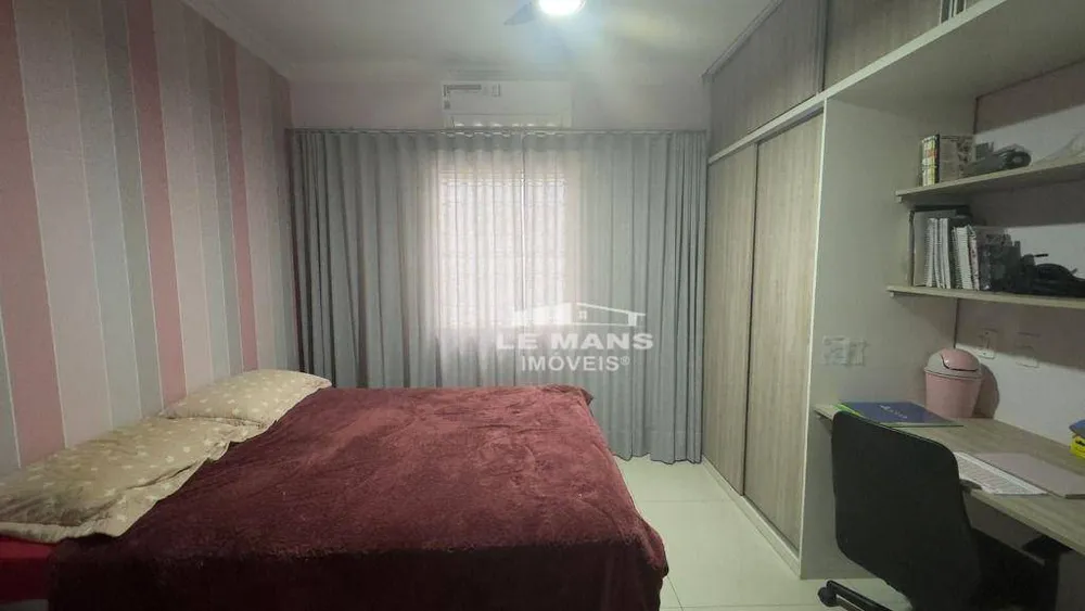 Casa, 3 quartos, 230 m² - Foto 5
