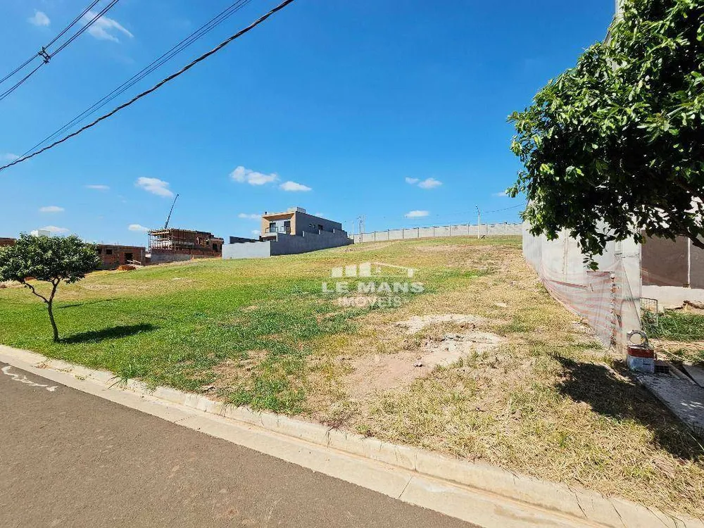 Loteamento e Condomínio, 375 m² - Foto 1