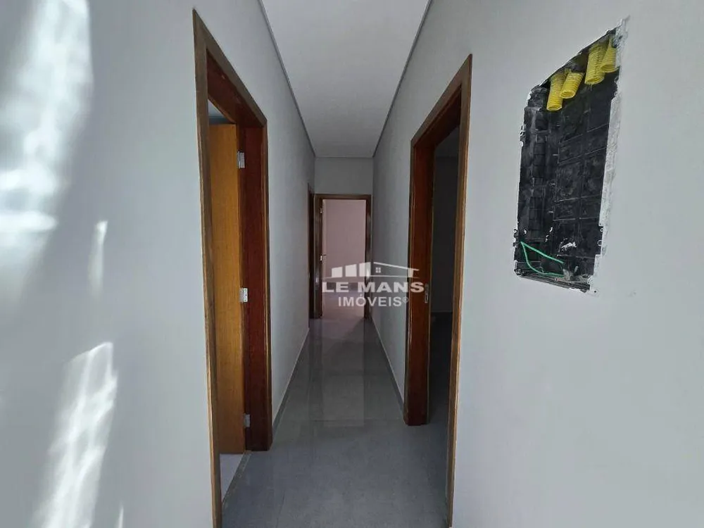 Casa, 3 quartos, 181 m² - Foto 2