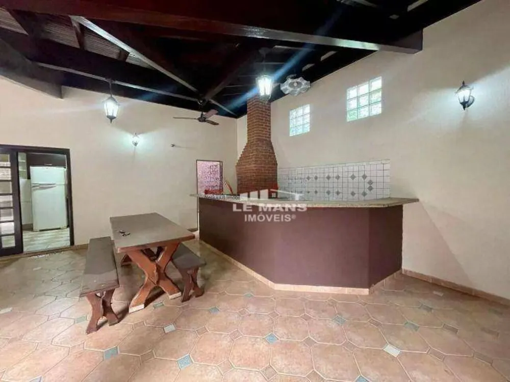 Casa, 3 quartos, 202 m² - Foto 3