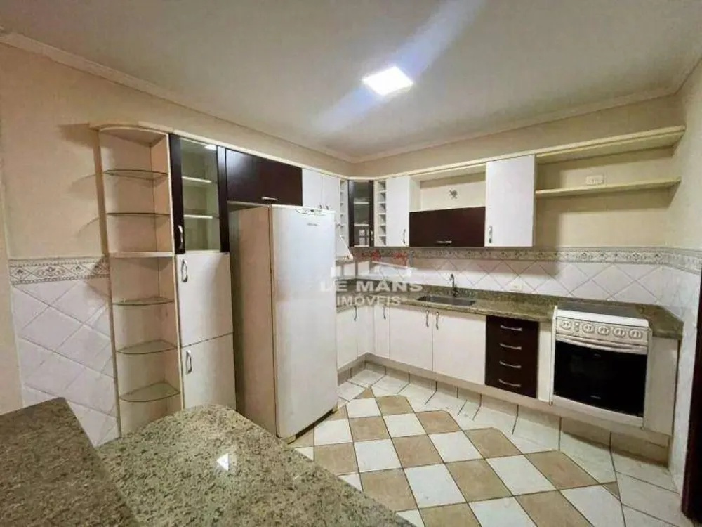 Casa, 3 quartos, 202 m² - Foto 11