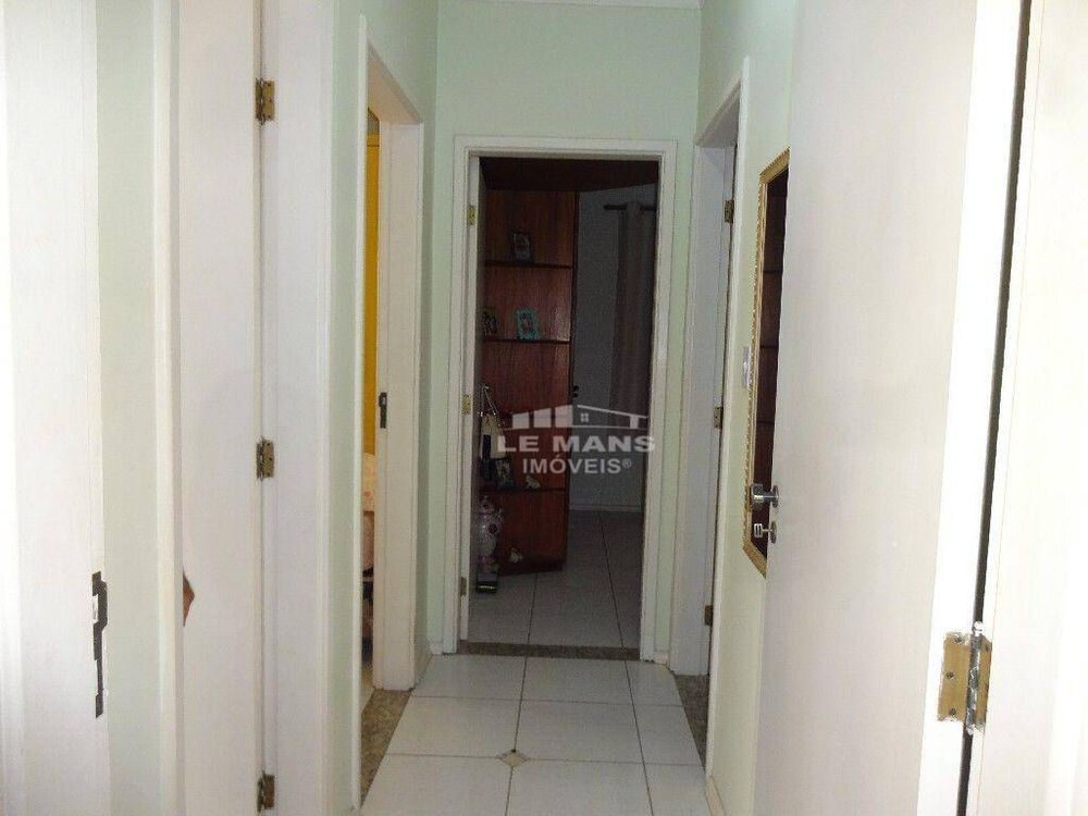 Apartamento à venda com 3 quartos, 74m² - Foto 3