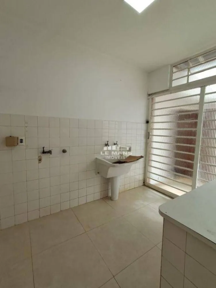 Casa, 2 quartos, 210 m² - Foto 1