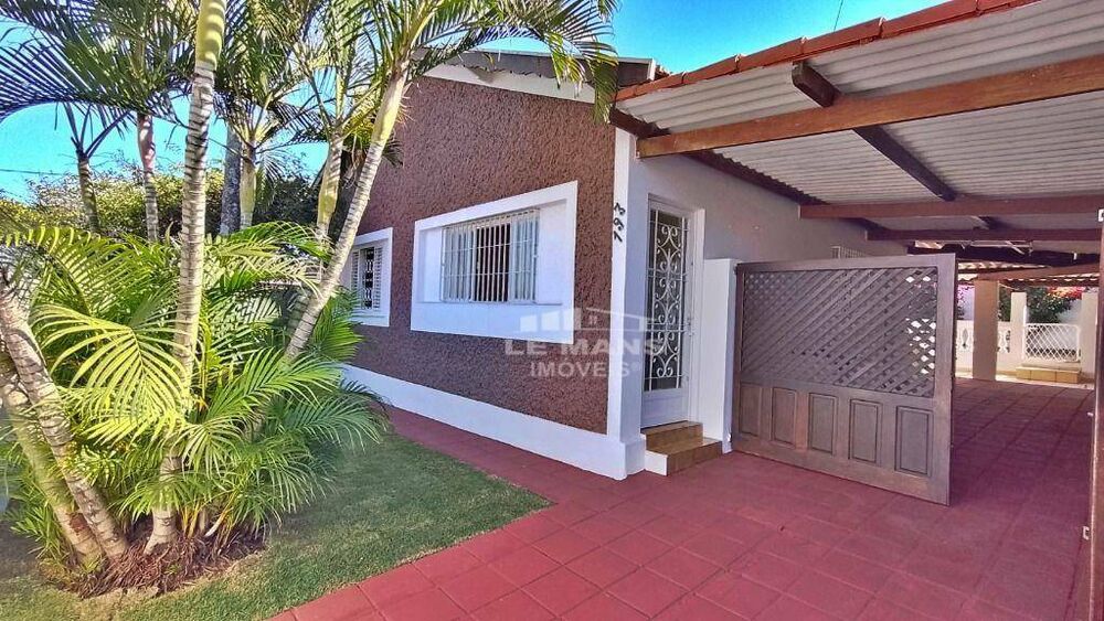 Casa à venda com 2 quartos, 194m² - Foto 3