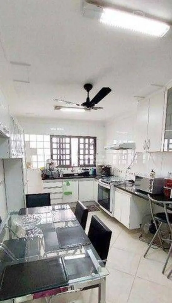 Casa, 3 quartos, 160 m² - Foto 4