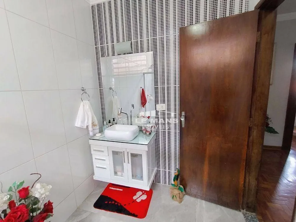 Casa, 3 quartos, 169 m² - Foto 1