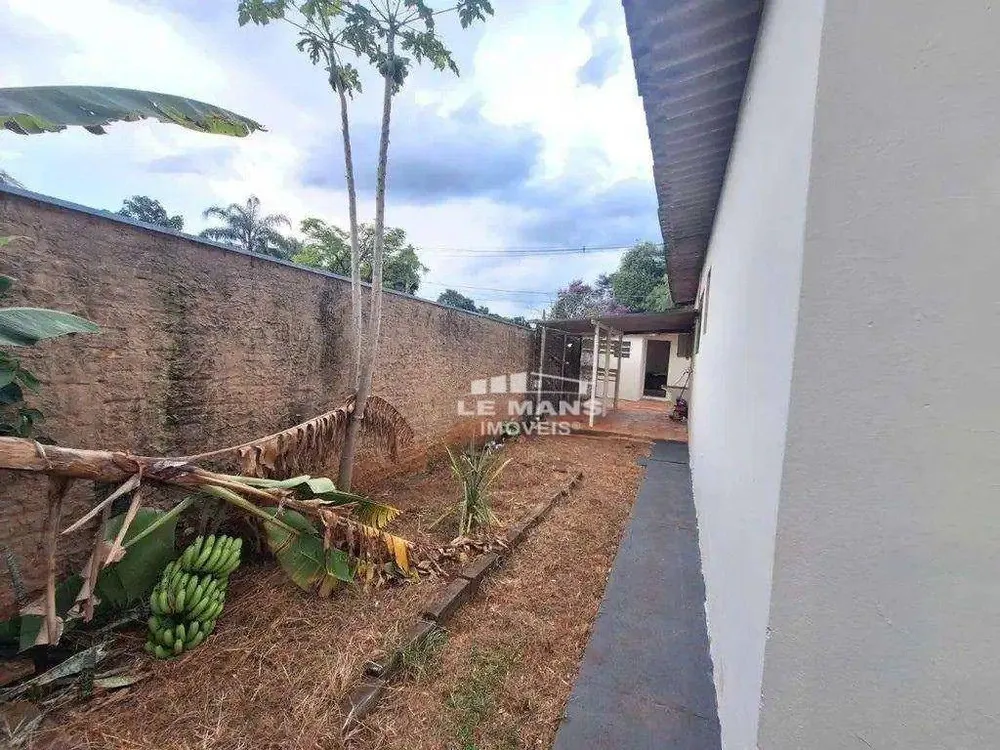 Chácara, 2 quartos, 3200 m² - Foto 1