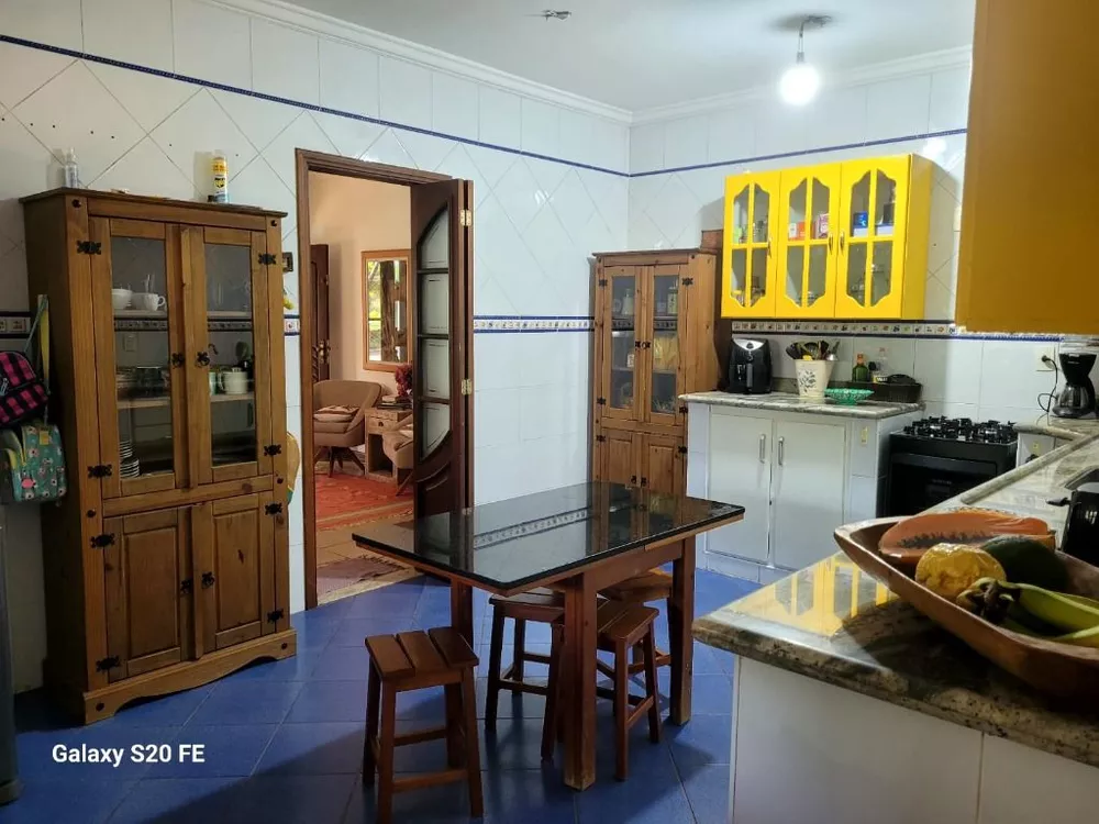 Chácara à venda com 4 quartos, 400m² - Foto 3