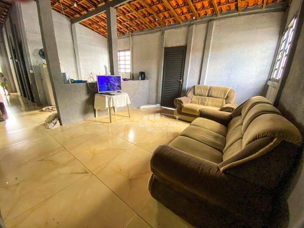 Casa à venda com 1 quarto, 50m² - Foto 4