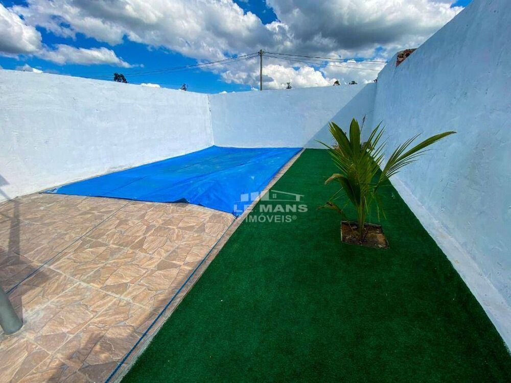 Casa à venda com 1 quarto, 50m² - Foto 2