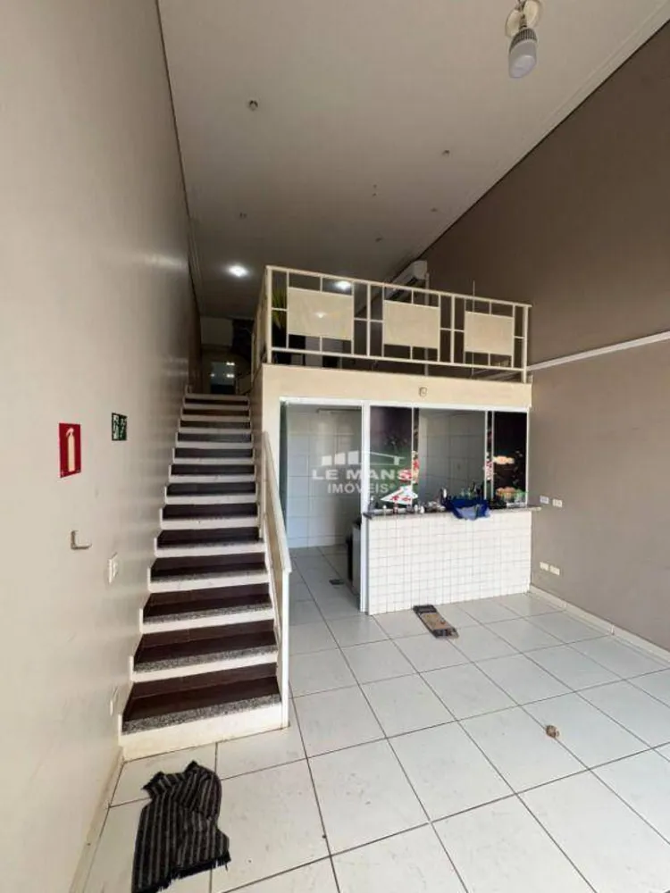 Casa, 3 quartos, 190 m² - Foto 2