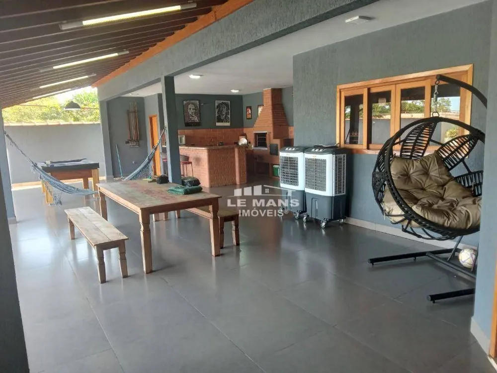 Chácara, 3 quartos, 1300 m² - Foto 2