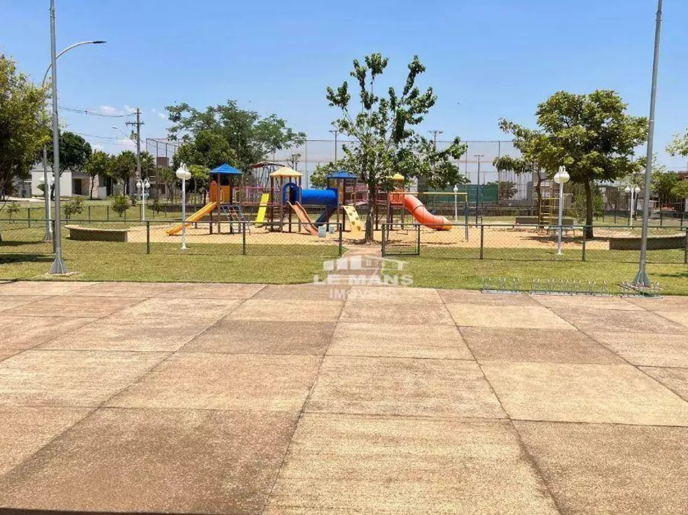 Loteamento e Condomínio, 692 m² - Foto 1