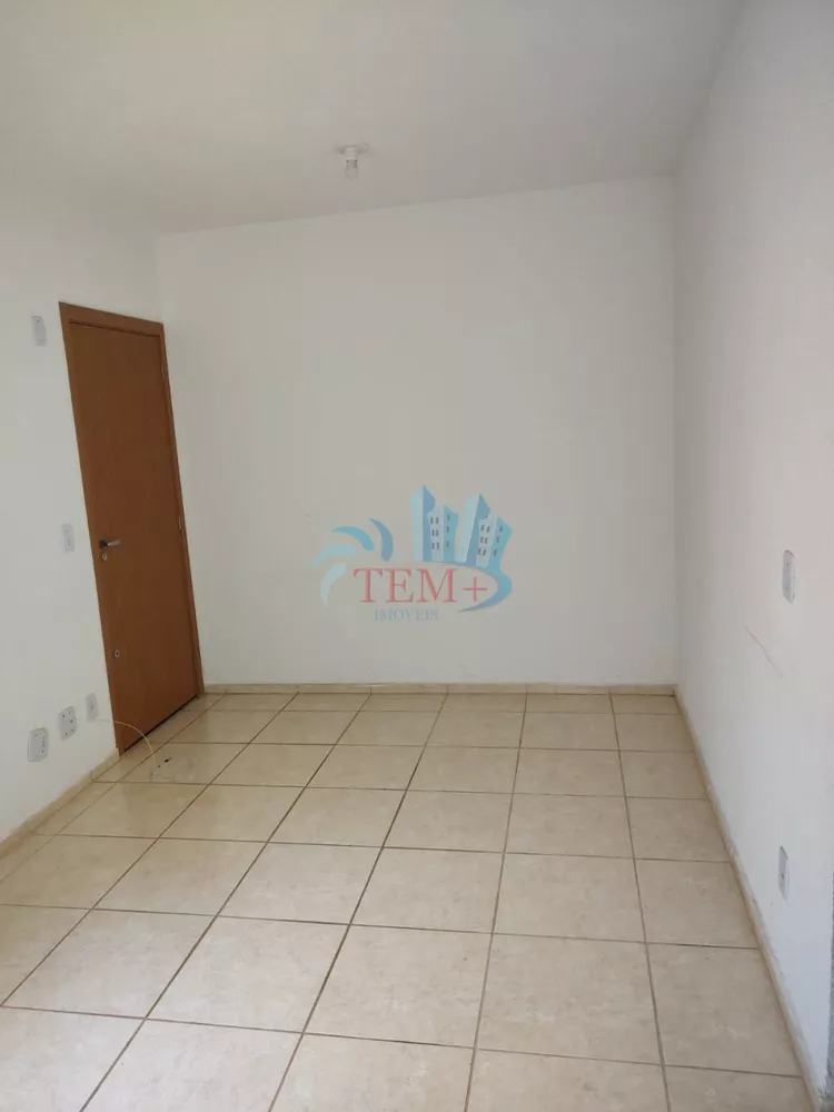 Apartamento à venda com 2 quartos, 47m² - Foto 2