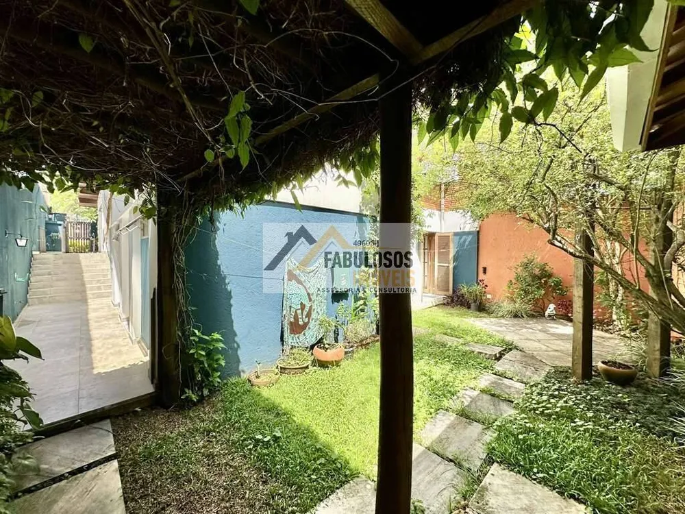 Casa, 4 quartos, 228 m² - Foto 10