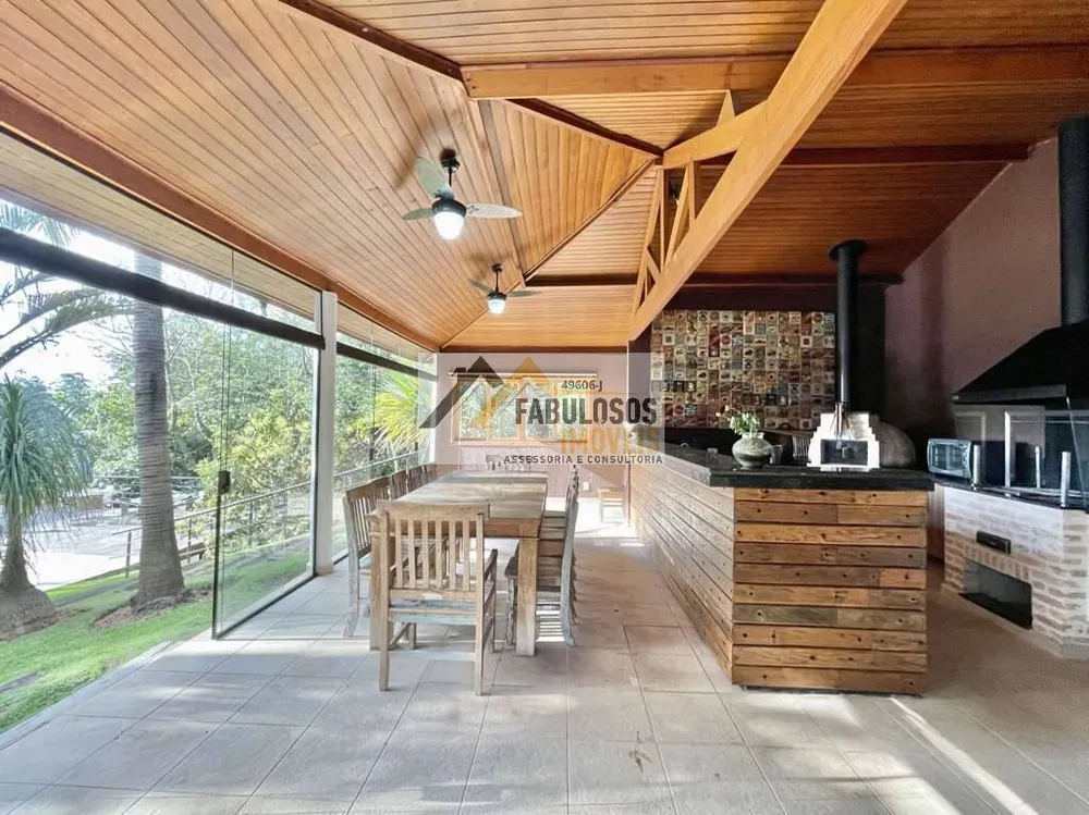 Casa, 5 quartos, 890 m² - Foto 1