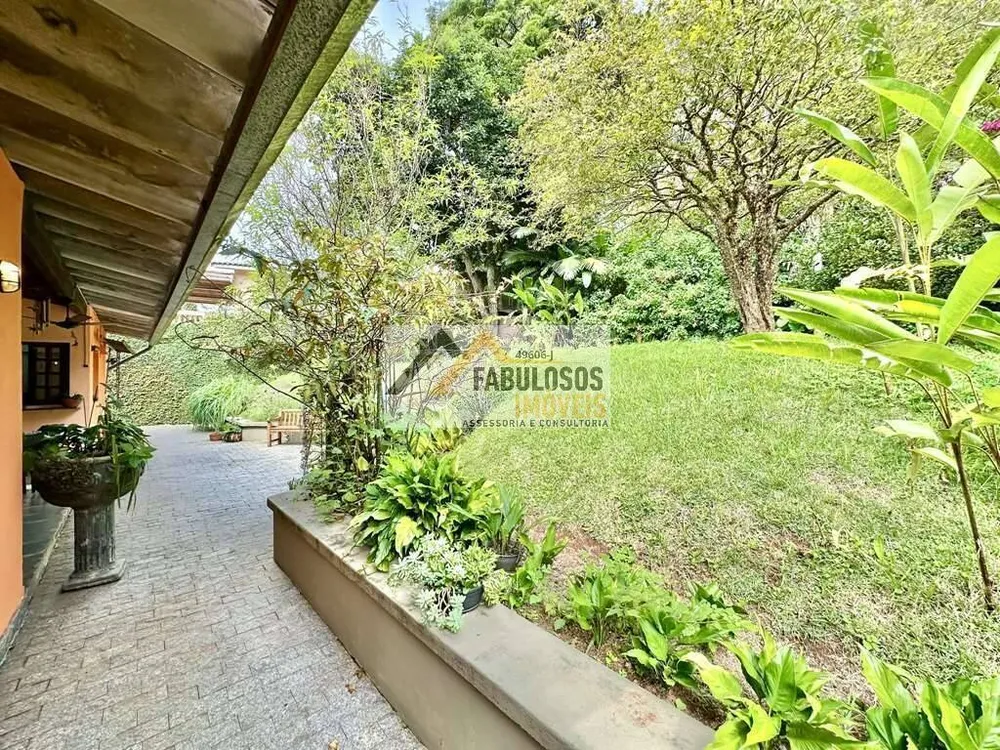 Casa, 4 quartos, 218 m² - Foto 2
