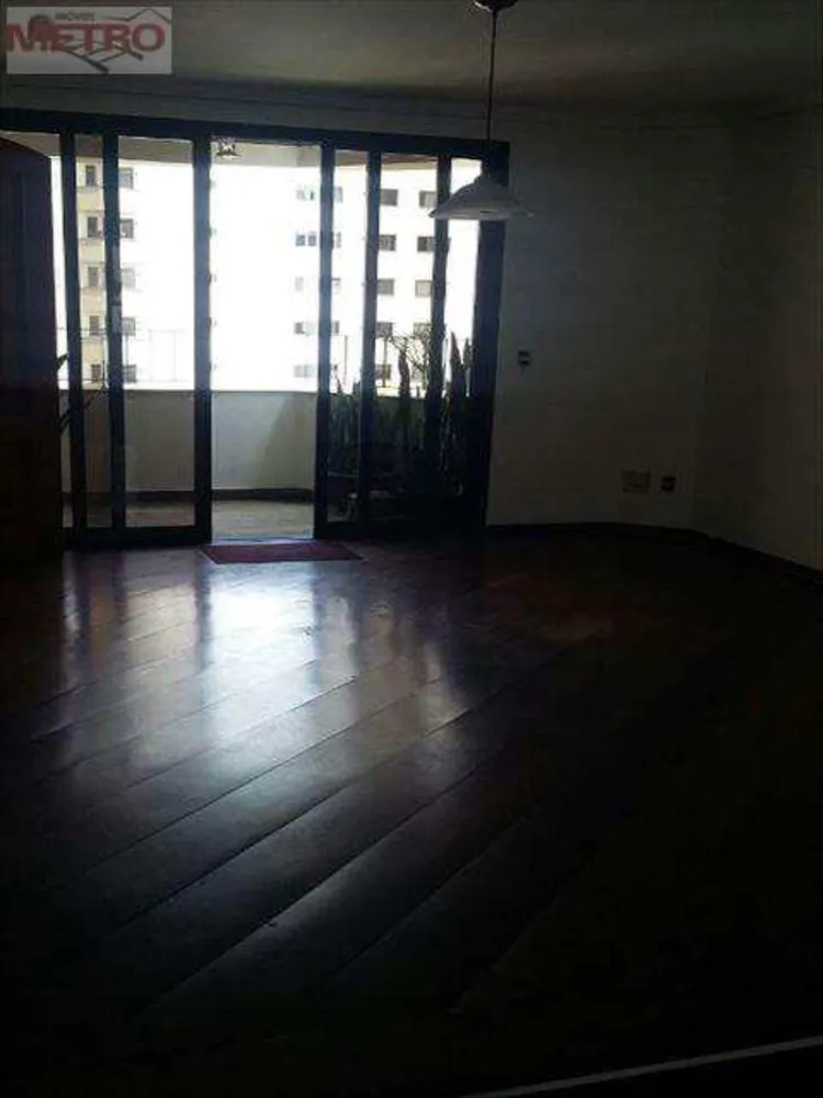Apartamento, 3 quartos, 251 m² - Foto 2