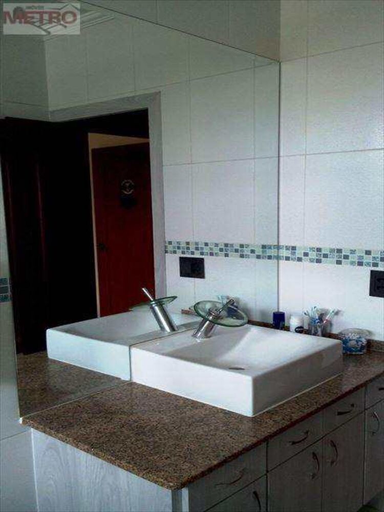 Sobrado à venda com 3 quartos, 286m² - Foto 11