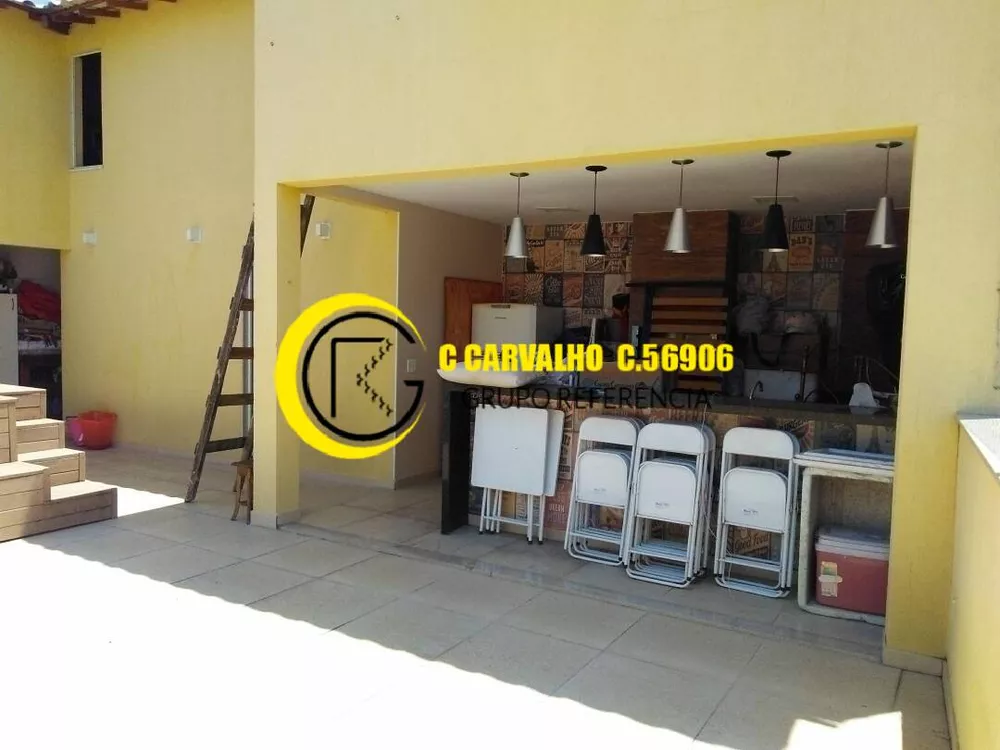 Casa à venda com 4 quartos, 200m² - Foto 3