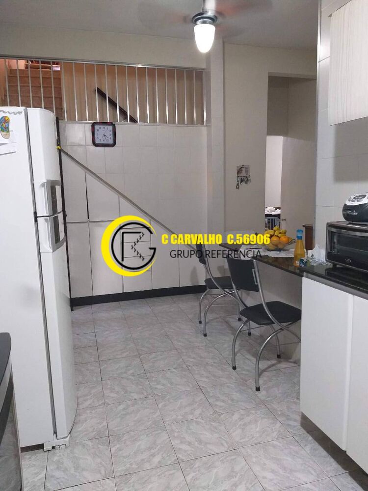 Casa, 3 quartos, 131 m² - Foto 2