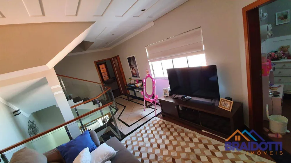 Casa, 3 quartos, 230 m² - Foto 4