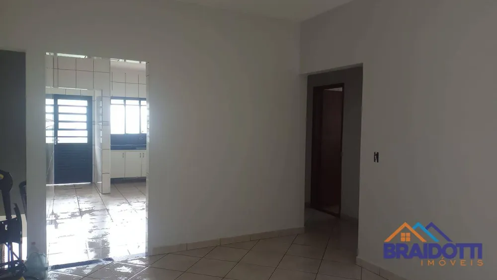 Casa, 2 quartos, 130 m² - Foto 1