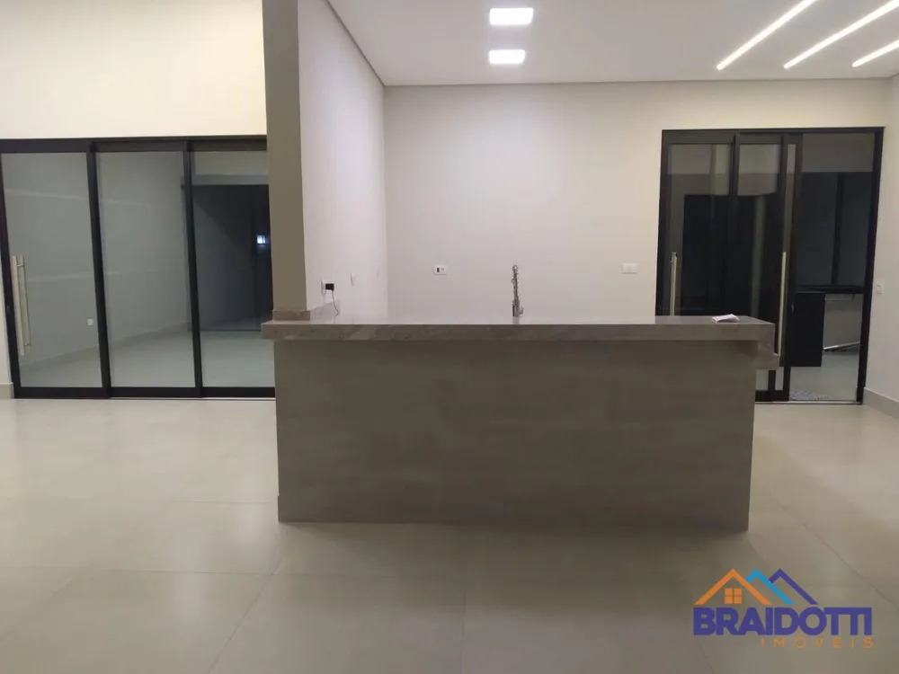 Casa, 3 quartos, 212 m² - Foto 3