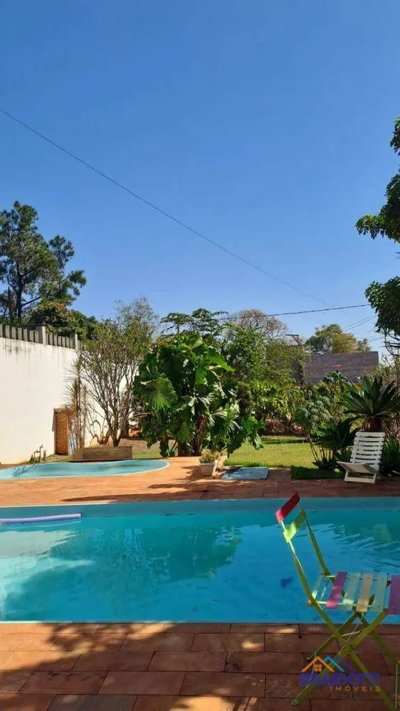 Chácara, 6 quartos, 1000 m² - Foto 1