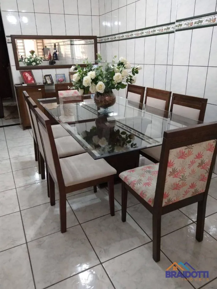 Casa, 3 quartos, 129 m² - Foto 2