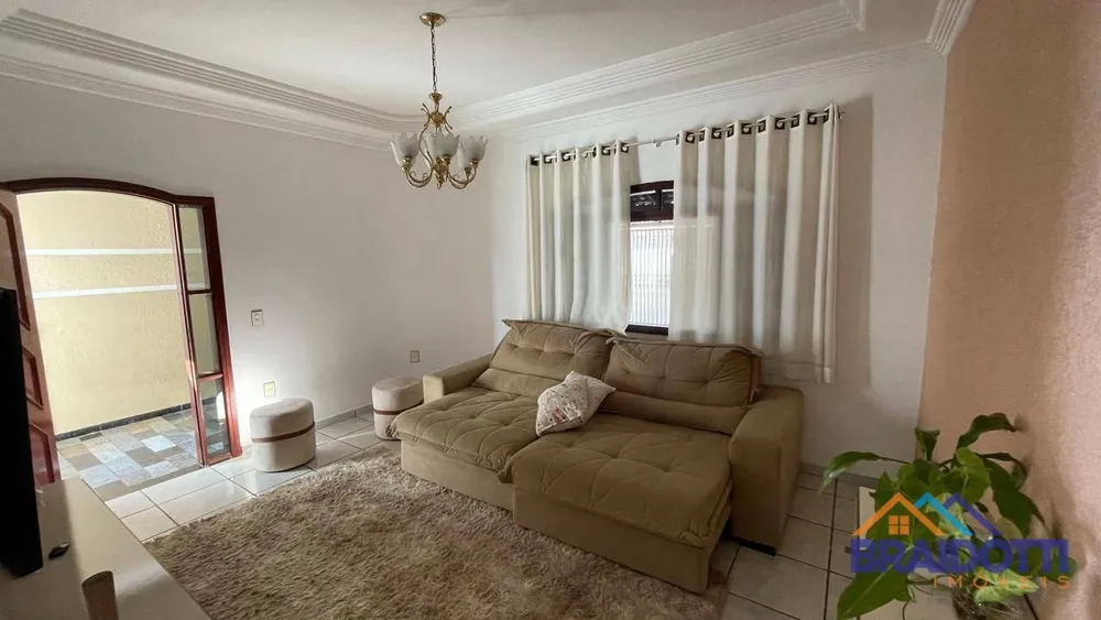Casa, 3 quartos, 150 m² - Foto 3