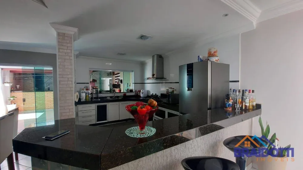 Casa, 3 quartos, 156 m² - Foto 4