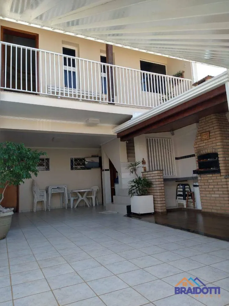 Casa, 3 quartos, 140 m² - Foto 3
