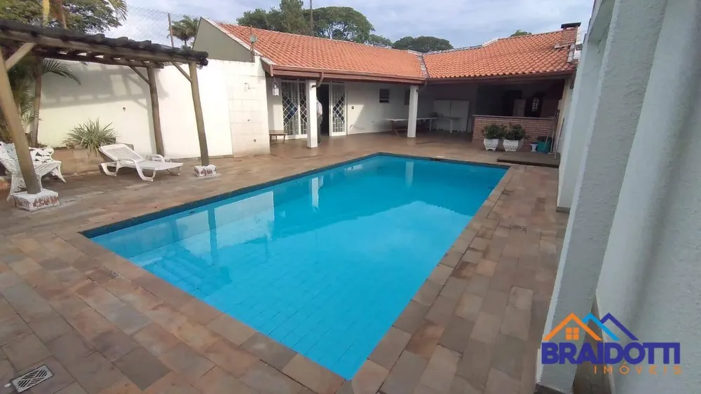Casa, 3 quartos, 412 m² - Foto 1
