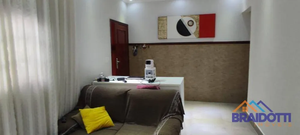 Casa, 3 quartos, 213 m² - Foto 4