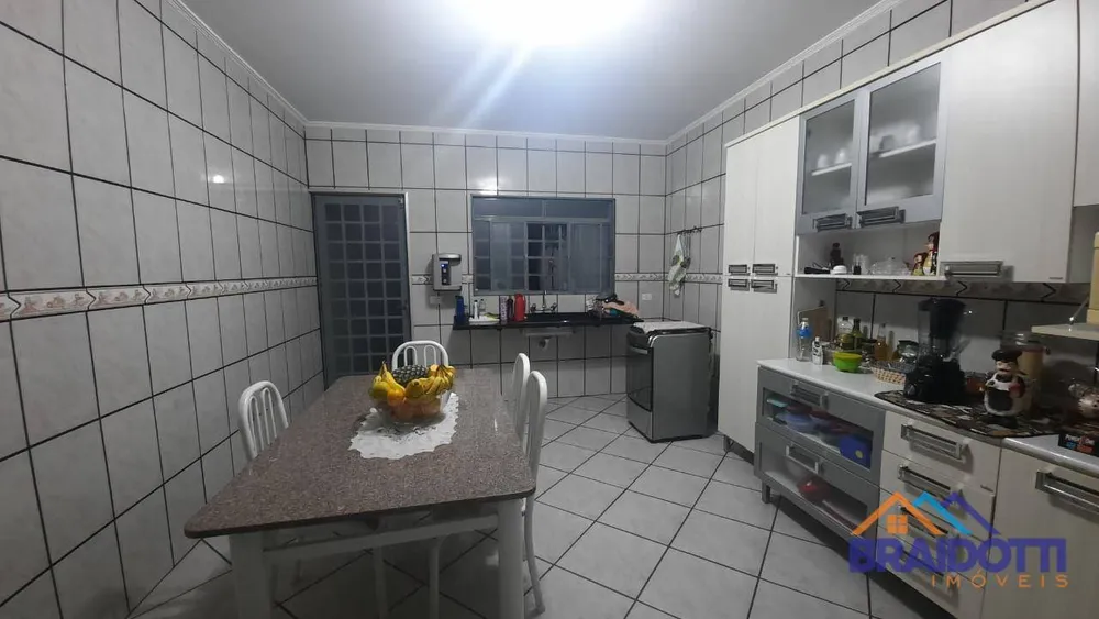 Casa, 2 quartos, 184 m² - Foto 1