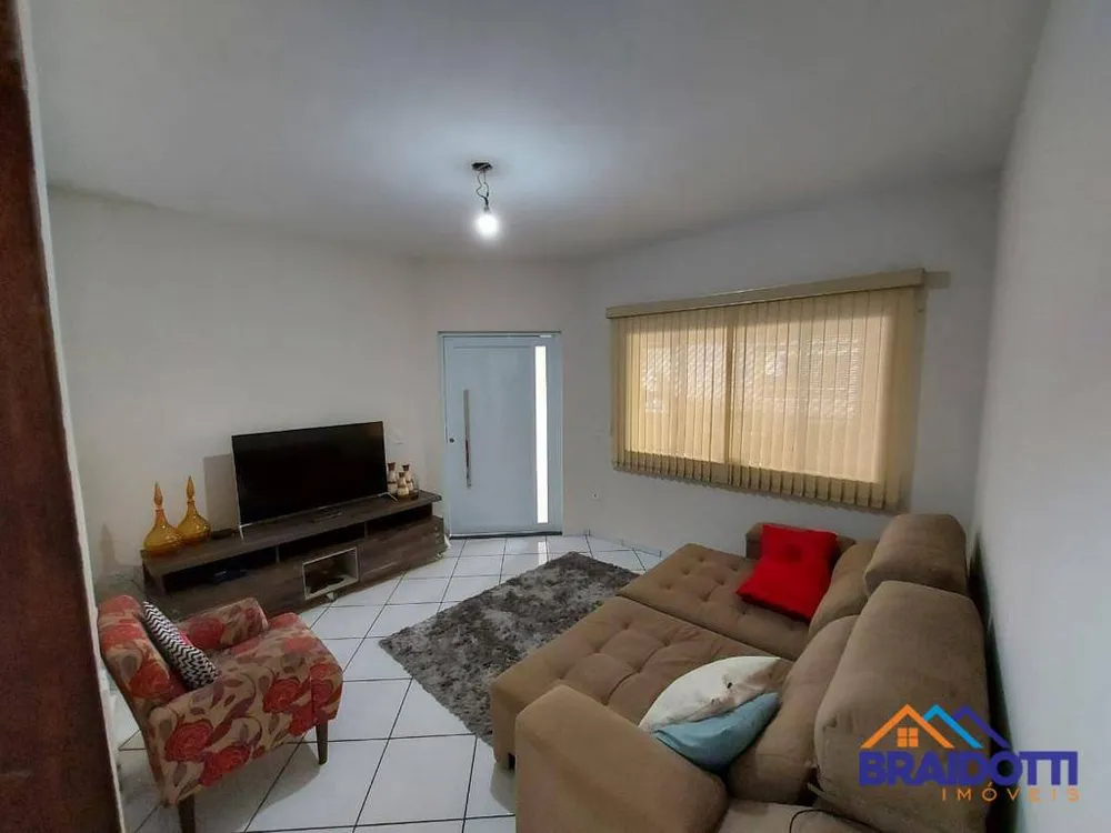 Casa, 3 quartos, 204 m² - Foto 3