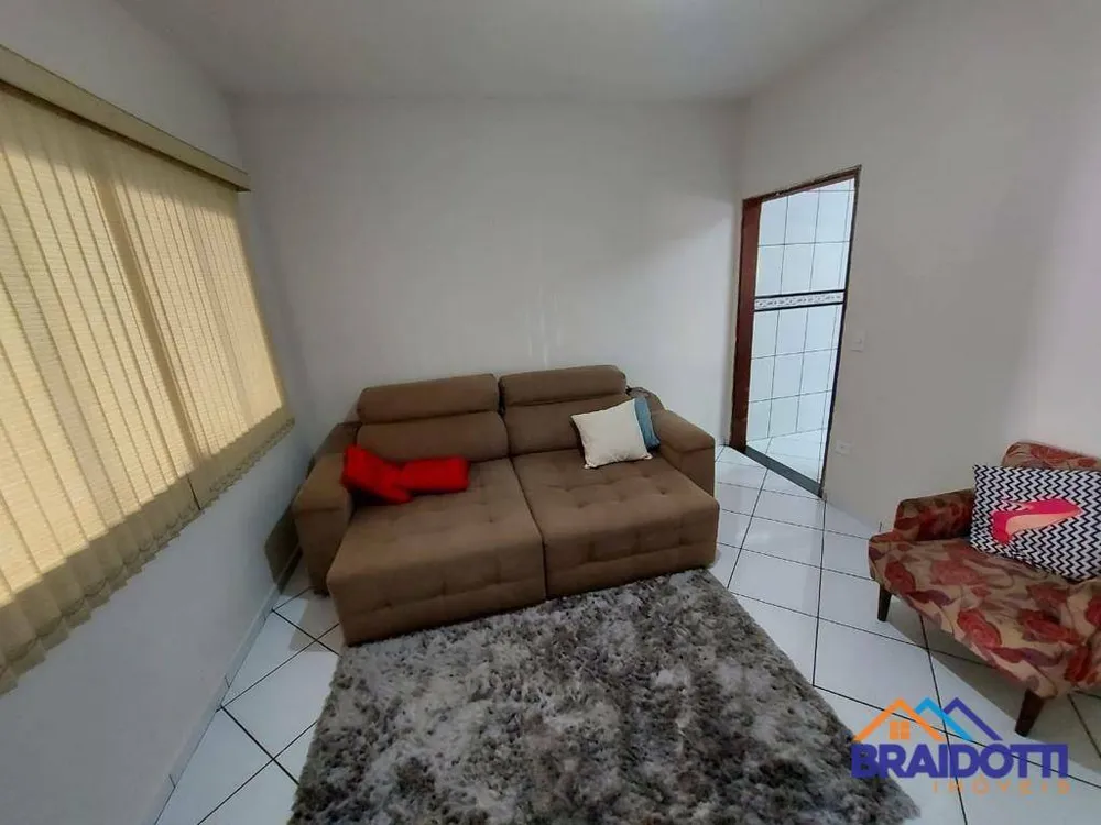 Casa, 3 quartos, 204 m² - Foto 4