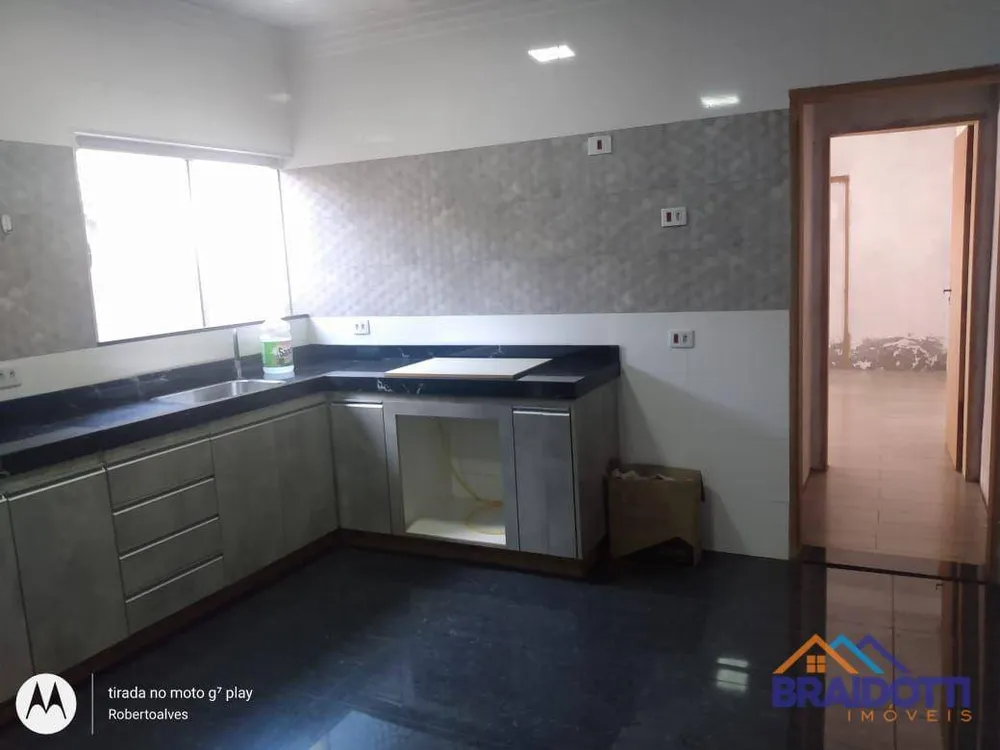 Casa, 3 quartos, 198 m² - Foto 1