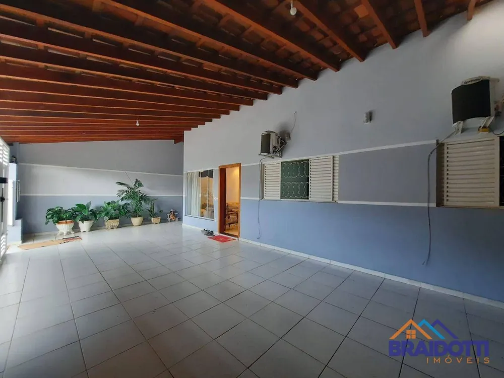 Casa, 4 quartos, 285 m² - Foto 3