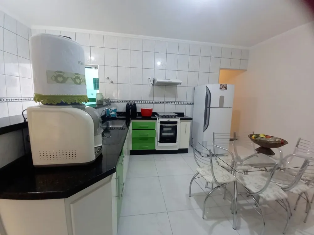 Casa, 3 quartos, 180 m² - Foto 3